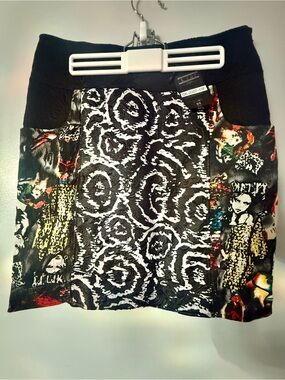 Coco & Tashi Mixed Media Graphic Print Mini Skirt - Size 12